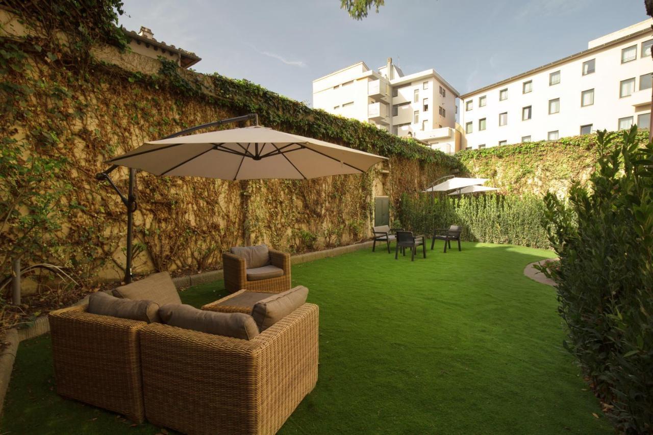 Aurora Garden Lodging - Rooms & Apartment Флоренция Экстерьер фото